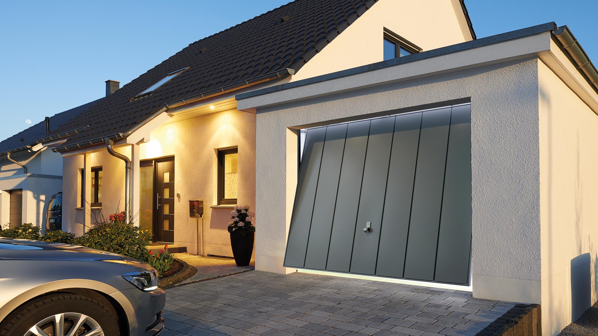 Garagentore | J. Ting Rollladen und Sonnenschutz, Königswinter